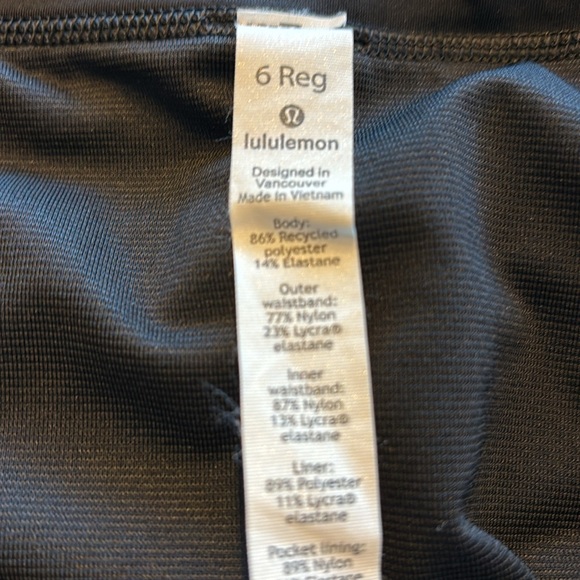 Lululemon Speed Up Low Rose Lined Shorts 2.5” - Picture 3 of 6